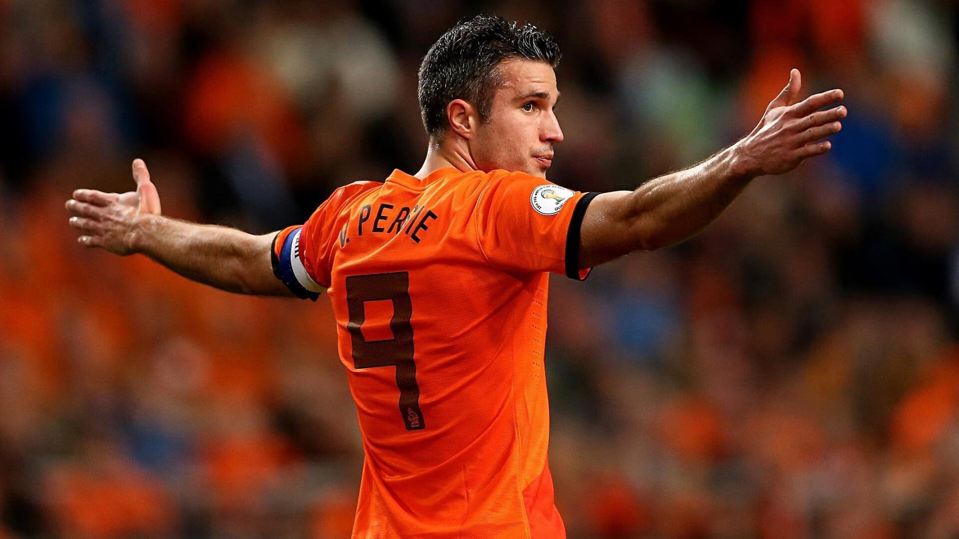 国米4连胜，继续稳居欧冠小组第一，紧追两大豪门，国米连胜纪录