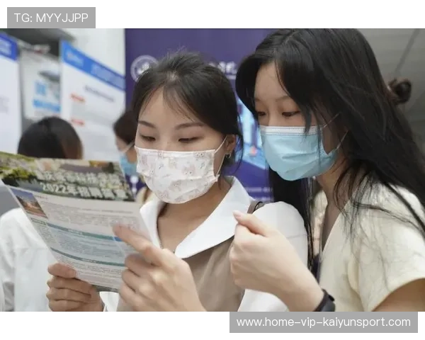 成都西南大学招聘考场跑步进场引发讨论，西南大学招聘会可以进去吗