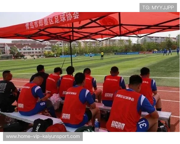 社区赛事:草根联赛涌现多支潜力队伍受平台扶持,草根选手 社区赛事:草根联赛涌现多支潜力队伍受平台扶持,草根选手