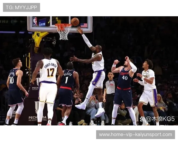 湖人进攻端依赖老将，年轻球员仍需成长，湖人一堆老将