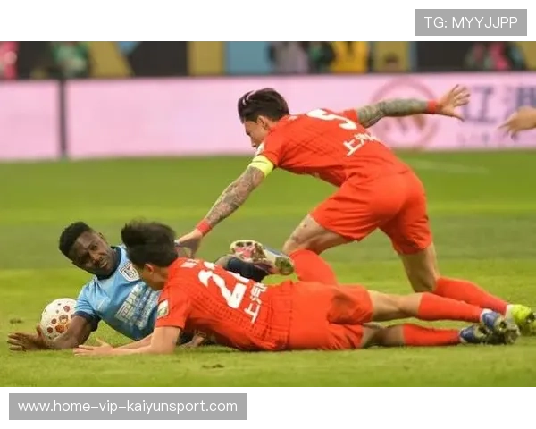 斯坦丘在训练赛中策动两次进球,大连英博状态回升