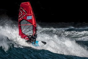 kaiyun登录入口-赛场外纪念展览展示运动员成长瞬间打动观众，运动员比赛现场